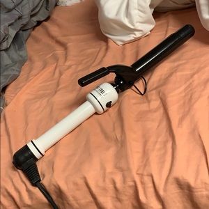 Hot tools curling iron